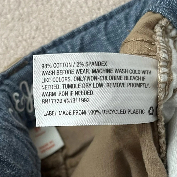 Levi’s Black Jeans & Cat & Jack Khakis Toddler Lot - Picture 3 of 11